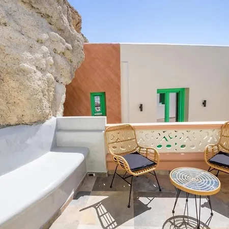 La Scala Luxury μikis Theodorakis With Jacuzzi Villa